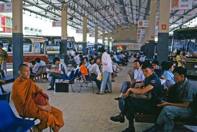 Chum anh cuoc song o thanh pho Chiang Mai nam 1984-Hinh-10